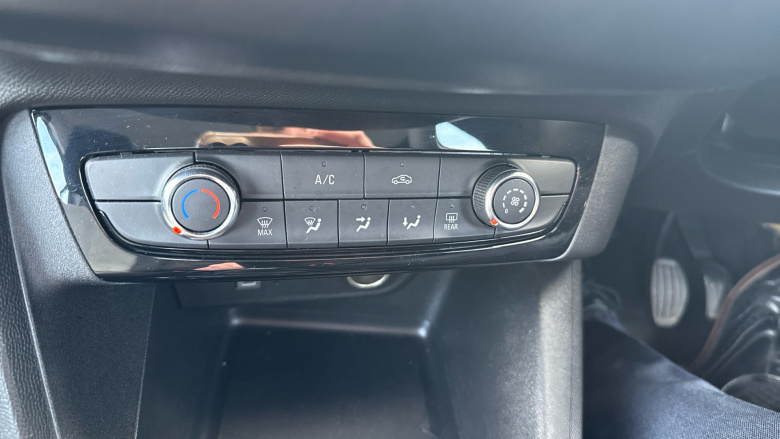 Vauxhall Corsa 1.2 Design 5dr Petrol Hatchback